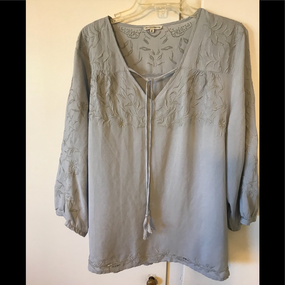 Pretty 3/4 Sleeve Blouse